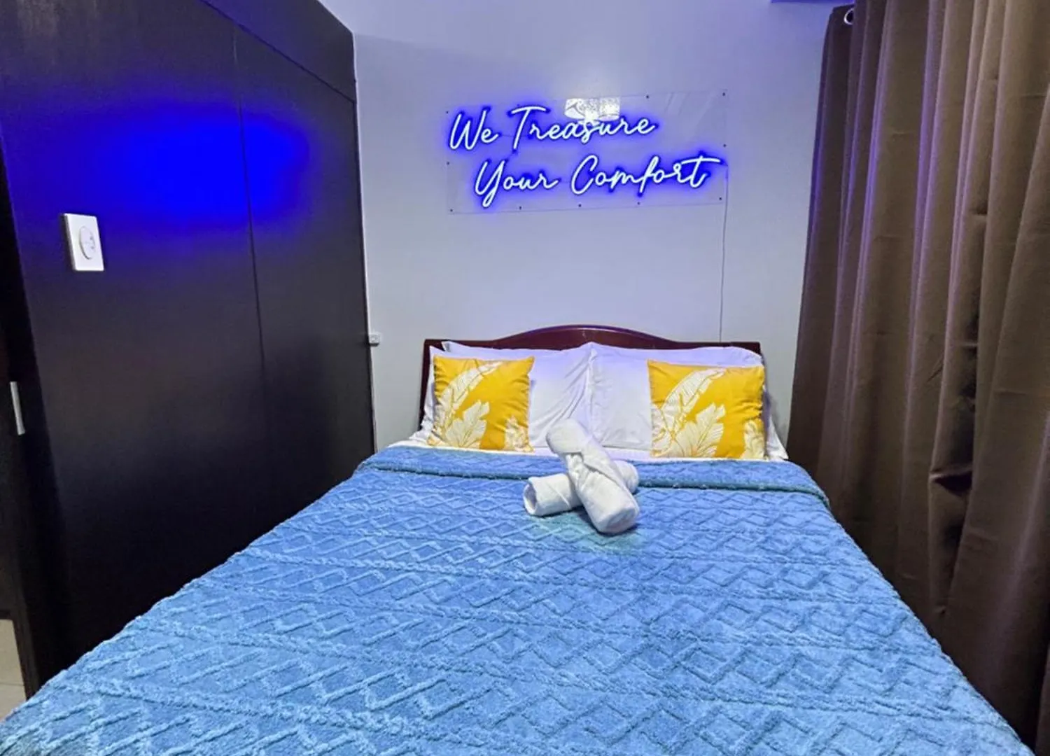 Aparthotel Aurrow @ Shore Residences Pasay Philippines